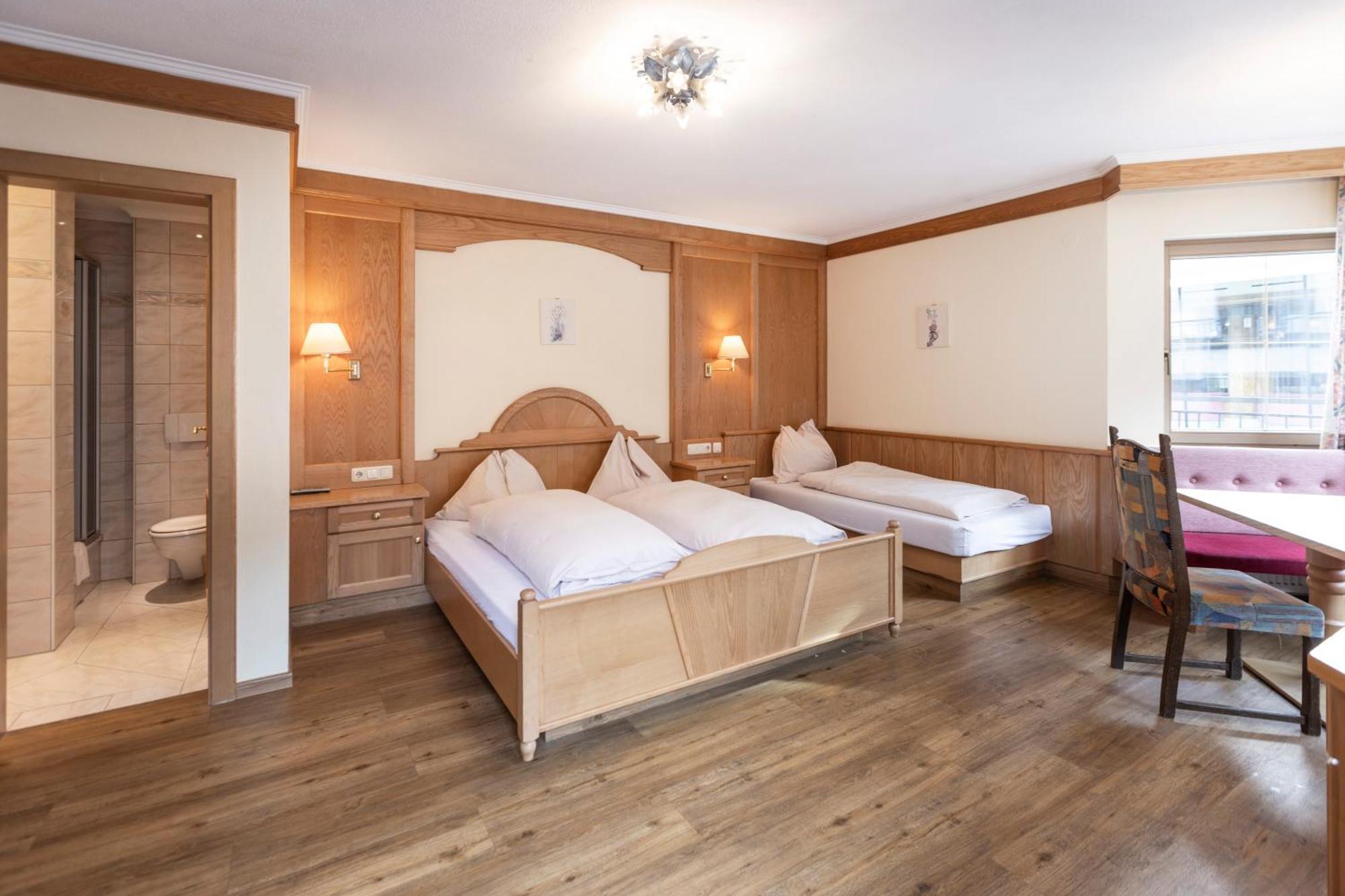 Heart Hotel Nordstern 메이른호픈 외부 사진